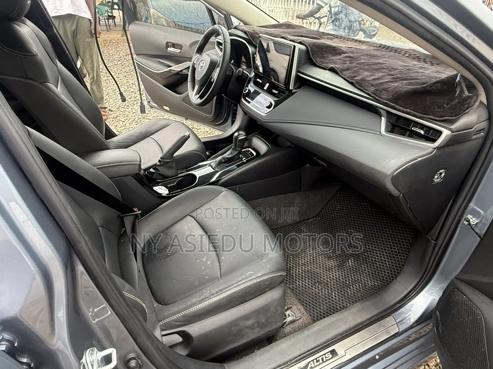 Toyota Corolla LE 2022 Blue