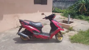 SYM Symnh 2018 Red