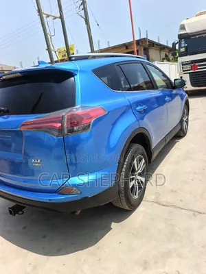 Toyota RAV4 SE AWD (2.5L 4cyl 6A) 2017 Blue