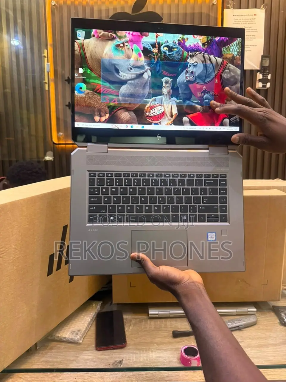 New Laptop HP ZBook Studio G5 8GB Intel Core i7 SSD 256GB