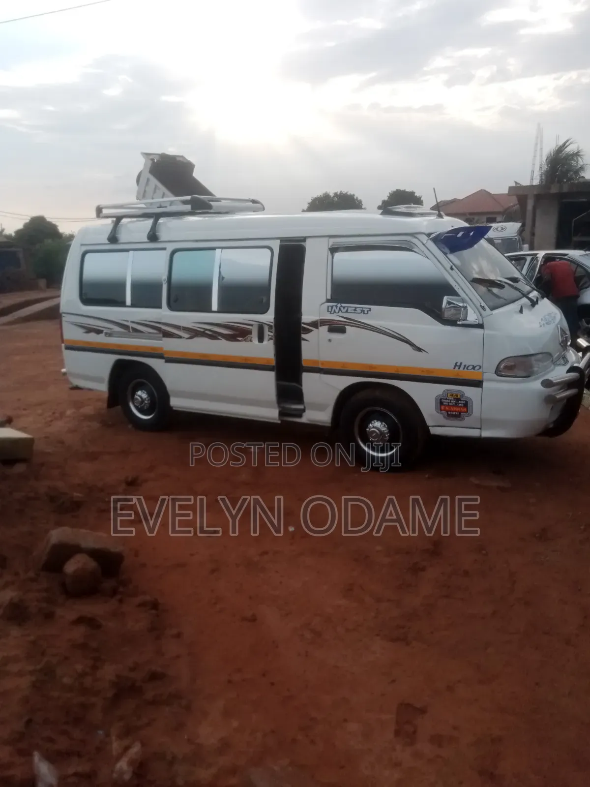 Hyundai H-100 2004 White