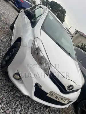 Toyota Vitz 2013 White