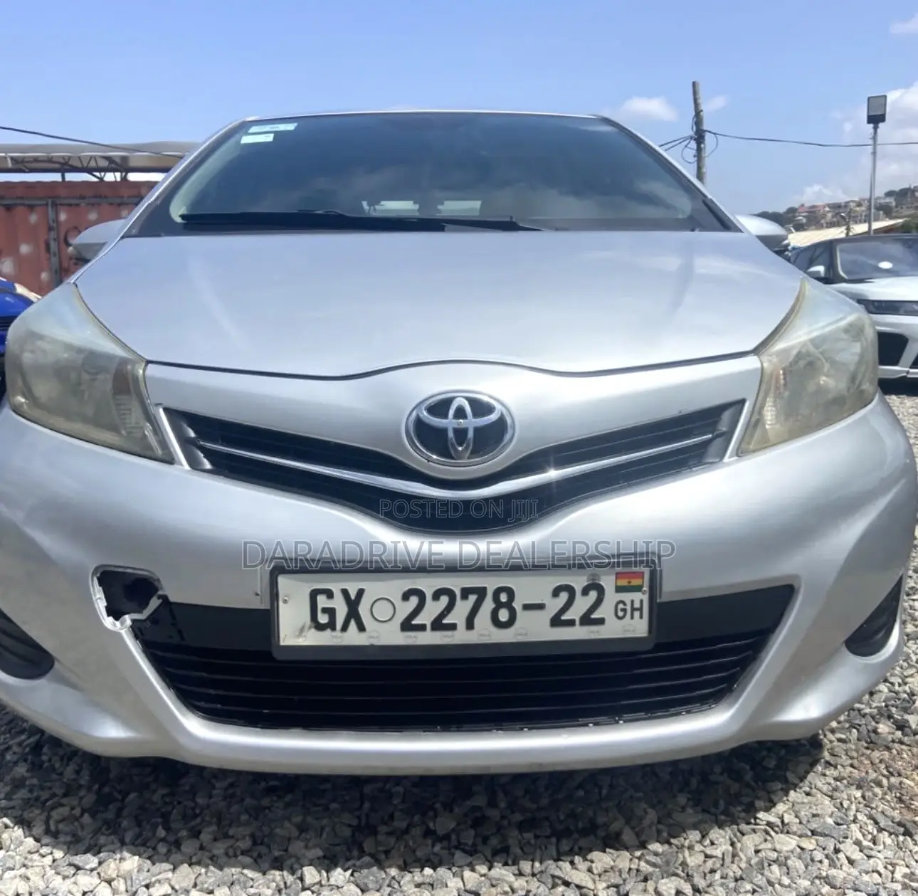 Toyota Yaris 2012 Silver