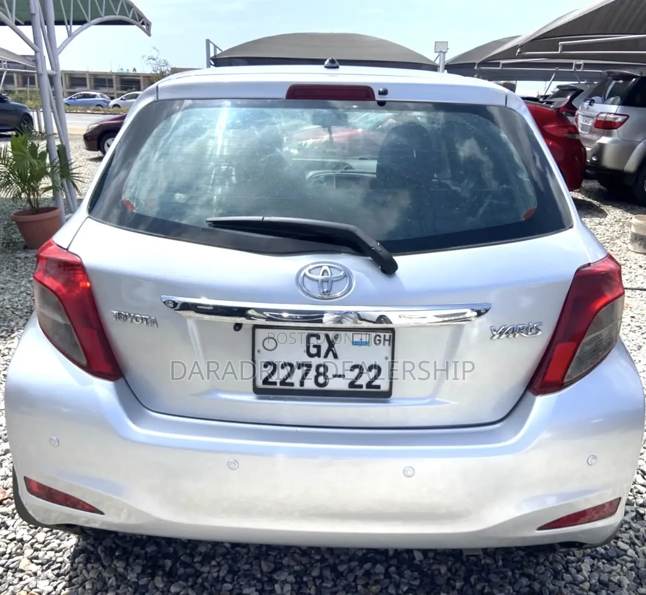 Toyota Yaris 2012 Silver
