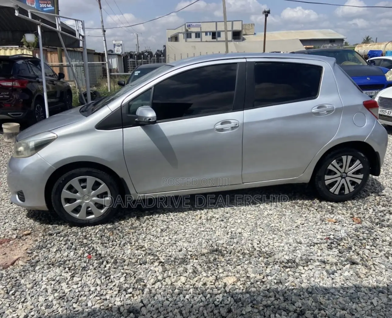 Toyota Yaris 2012 Silver