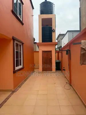 5bdrm House in Bn Homes, Oyarifa Mall Area for rent