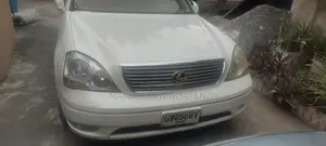 Lexus LS 430 RWD 2001 White