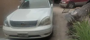 Lexus LS 430 RWD 2001 White