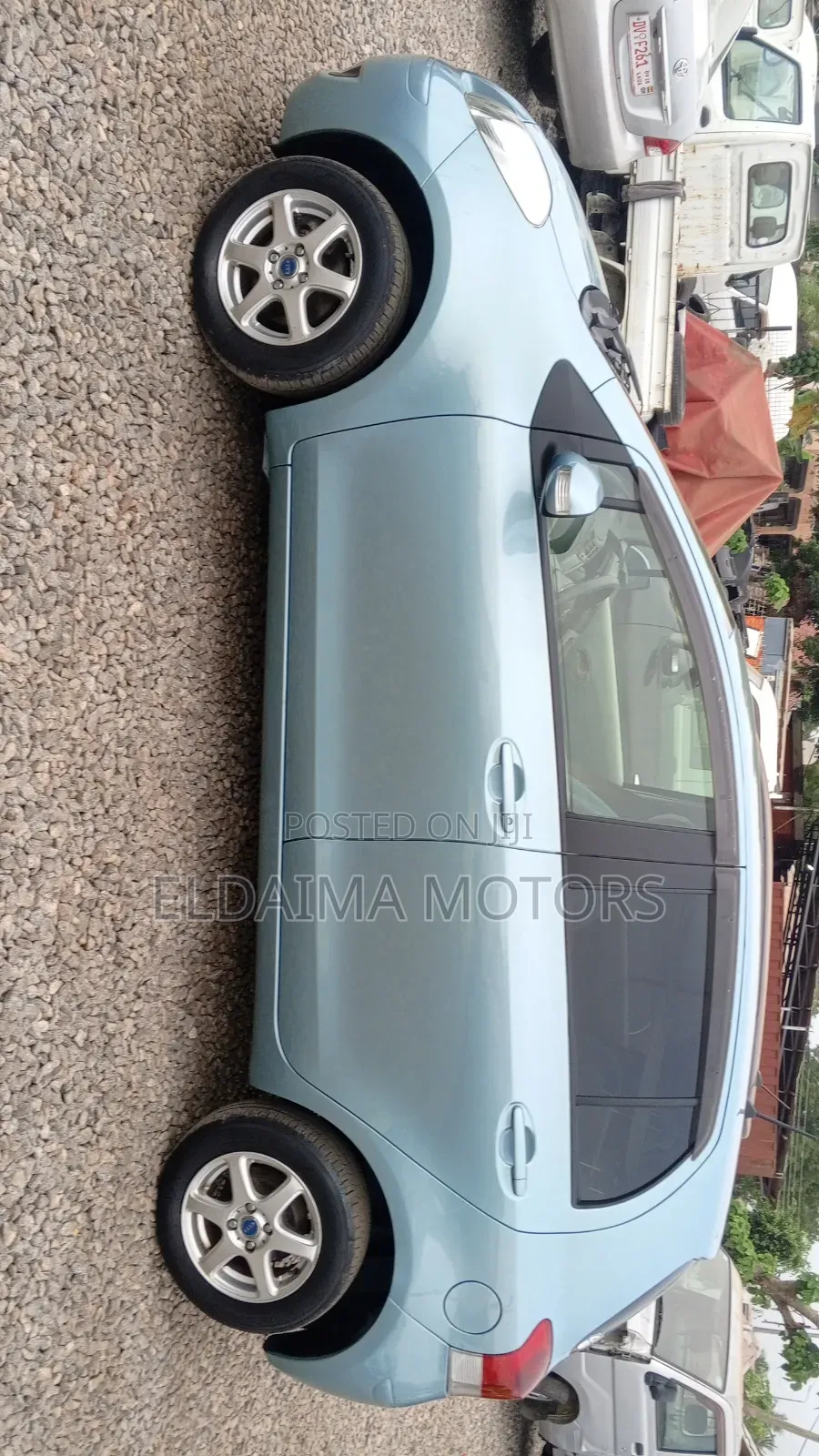 Toyota Vitz 1.3 AWD 3dr 2010 Green