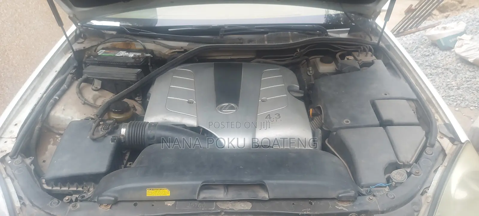 Lexus LS 430 RWD 2001 White