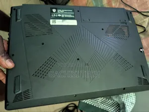 Laptop 16GB Intel Core i7 HDD 512GB