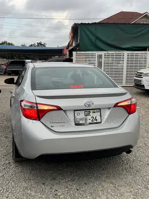 Toyota Corolla 2016 Silver
