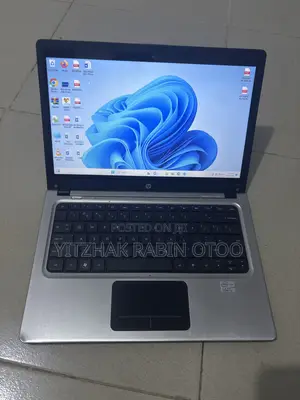Laptop HP Folio 13 4GB Intel Core i5 HDD+SSD 128GB