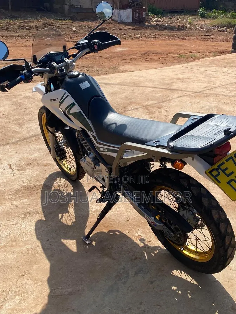 Yamaha 2025 White