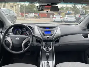 Hyundai Elantra 2013 Silver