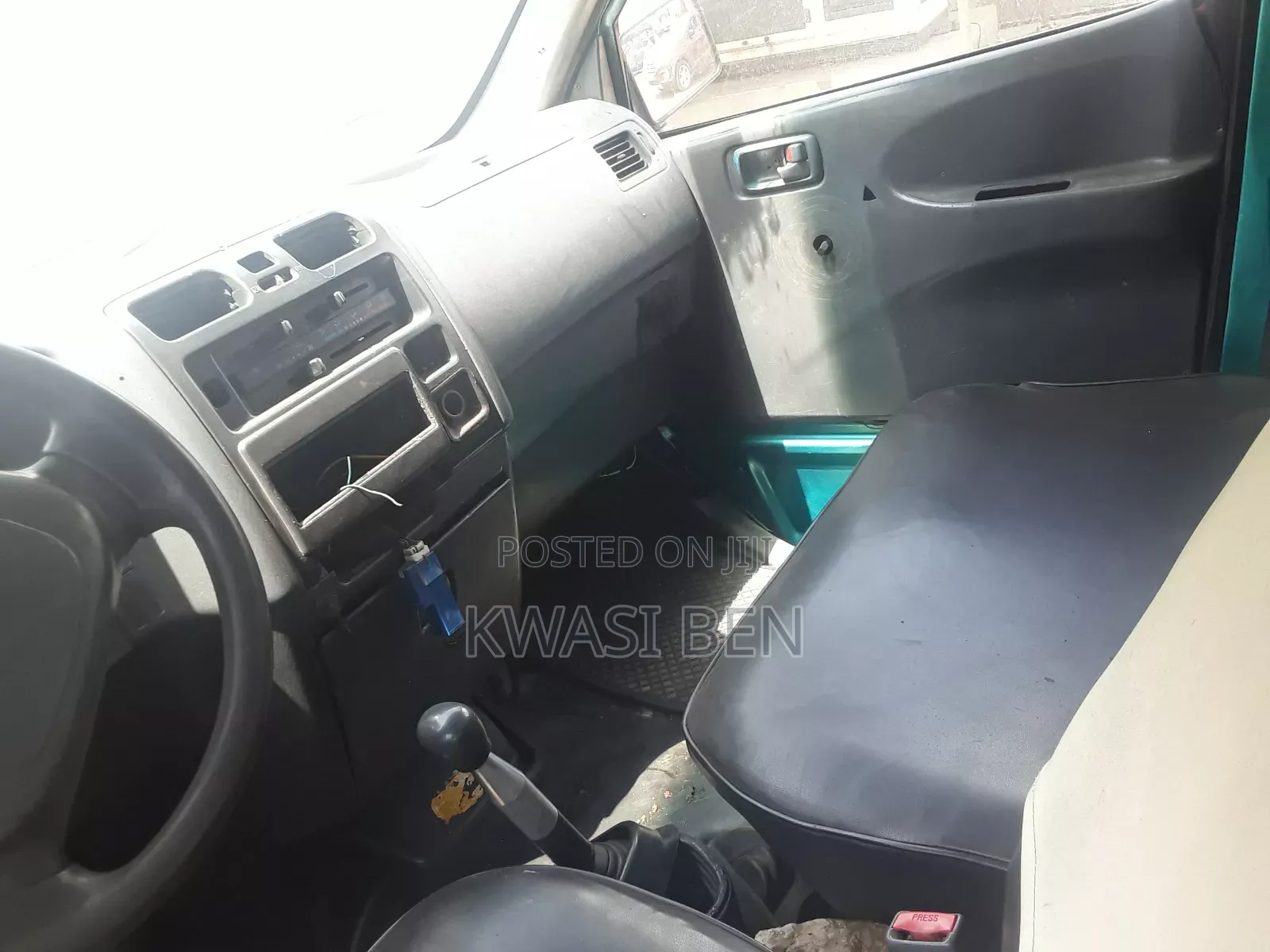 Toyota HiAce 2008 Blue