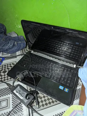 Laptop HP 6GB Intel Core i5 HDD+SSD 256GB