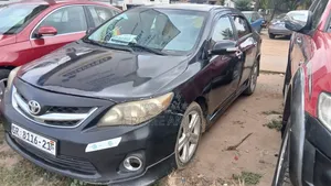 Toyota Corolla 2013 Black