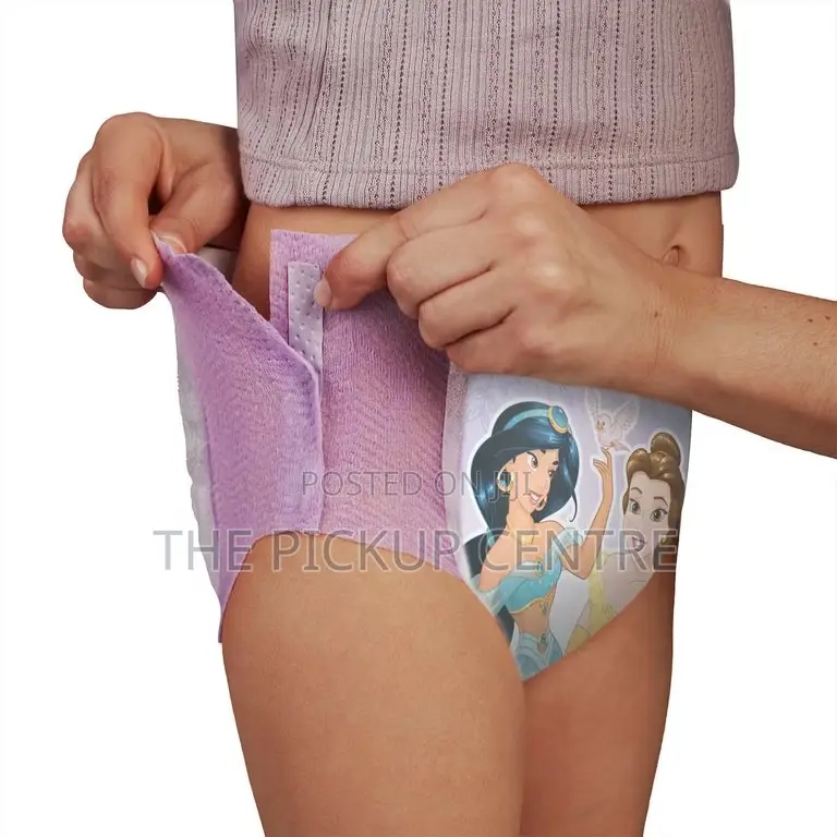 Huggies Pull-Ups Plus Training Pants for Girls, 3t-4t 15-18 Kg)