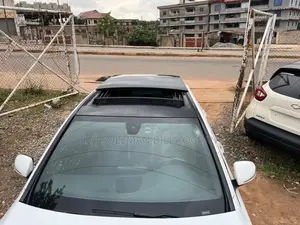 Mercedes-Benz C300 2015 White