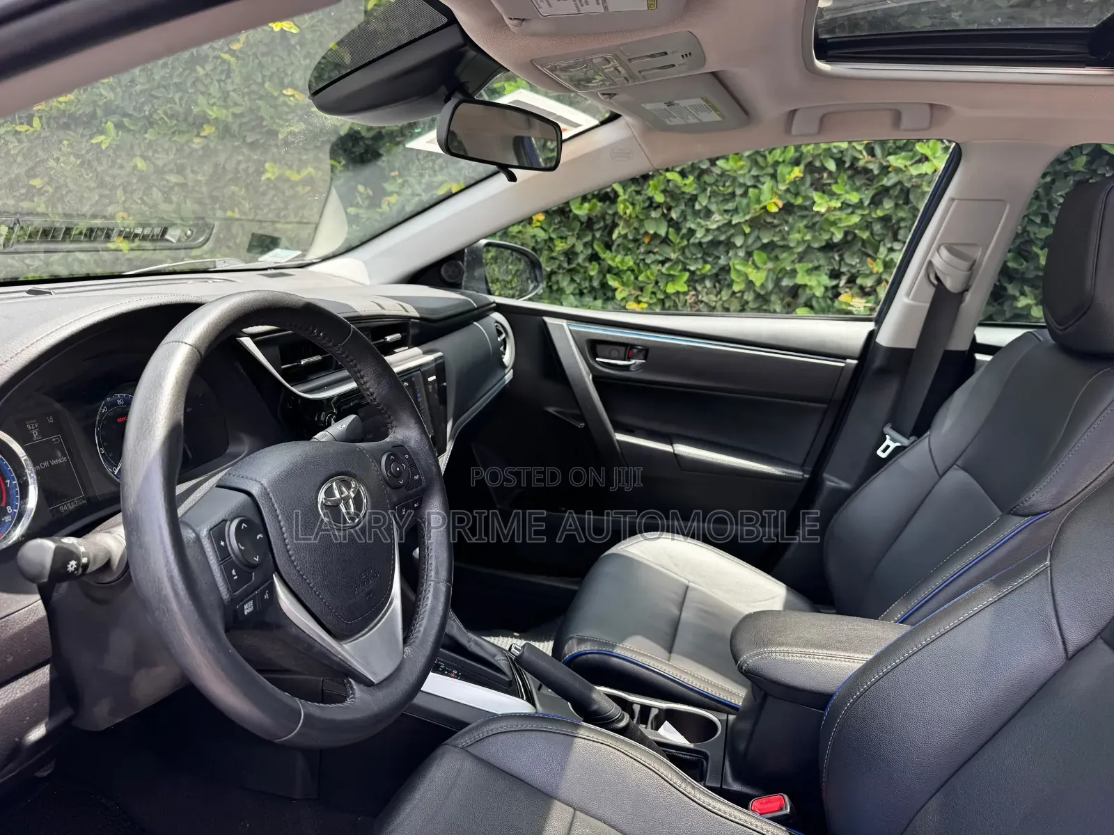 Toyota Corolla XSE 4dr Sedan (1.8L 4cyl CVT) 2017 Blue