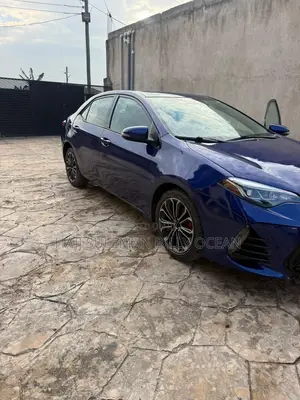 Toyota Corolla 2016 Blue
