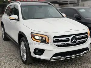Mercedes-Benz GLB-Class GLB 250 4MATIC 2023 White