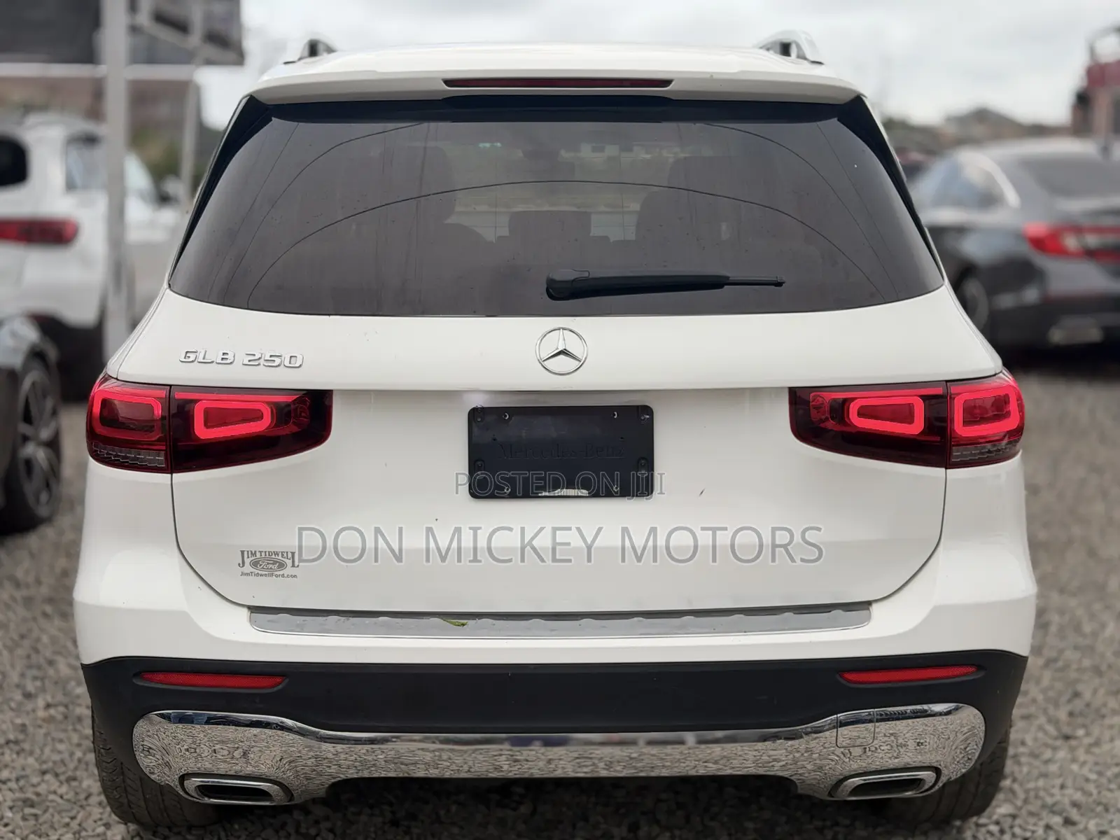 Mercedes-Benz GLB-Class GLB 250 4MATIC 2023 White