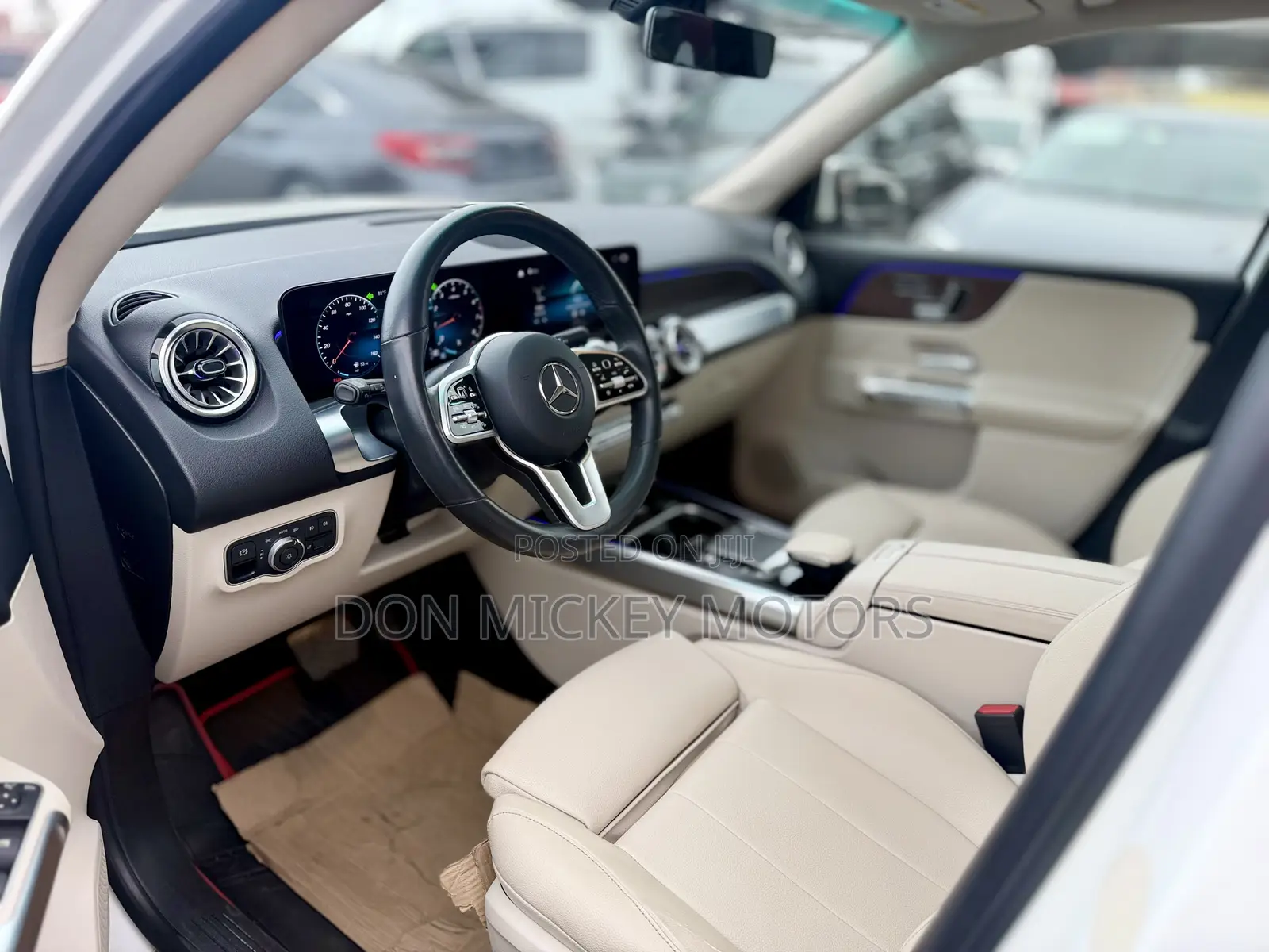 Mercedes-Benz GLB-Class GLB 250 4MATIC 2023 White
