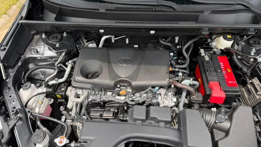 Toyota RAV4 XLE Premium AWD 2024 Gray