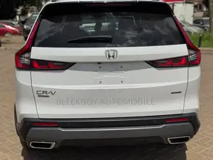 Honda CR-V 2024 White