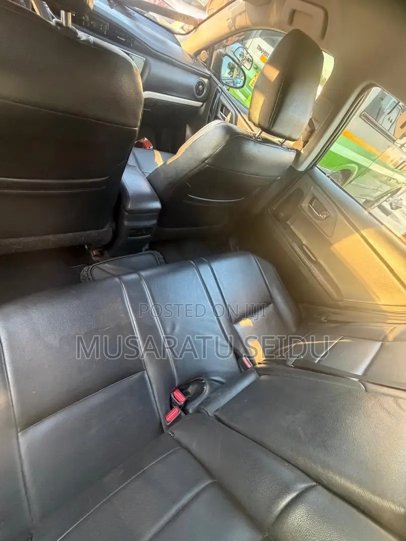 Scion iM Base 2016 Black
