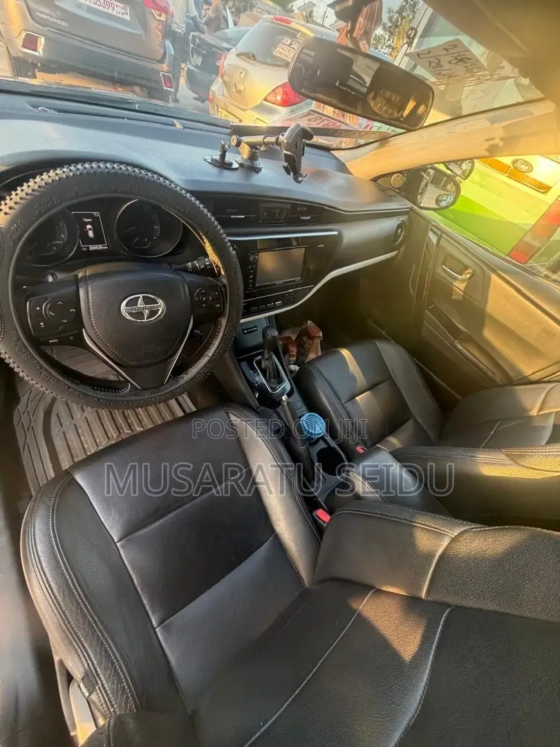 Scion iM Base 2016 Black