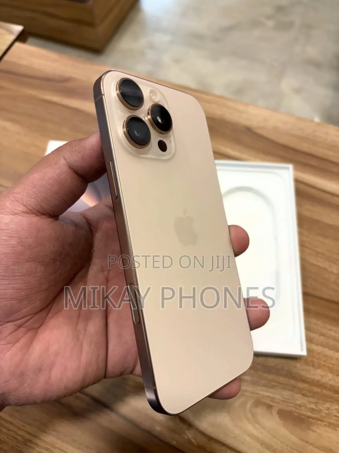 Apple iPhone 16 Pro Max 512 GB Gold