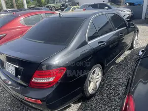 Mercedes-Benz C250 2014 Black