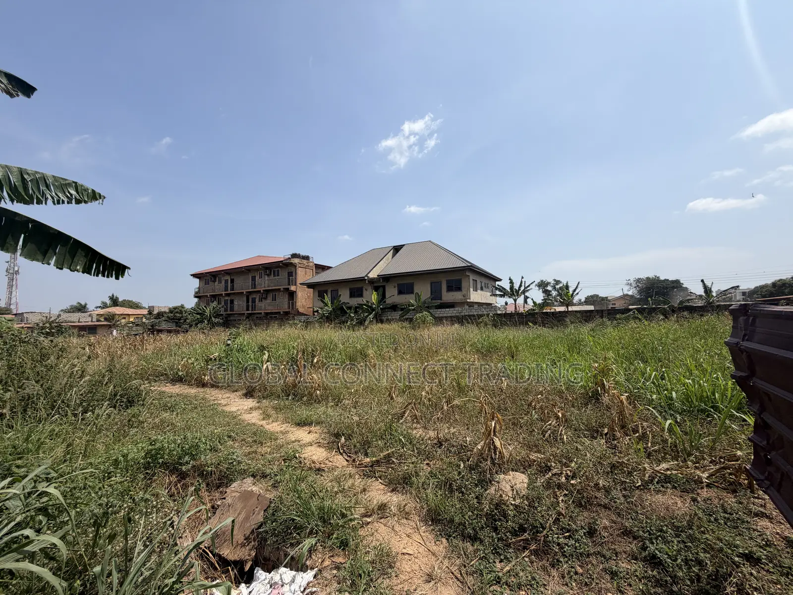 2plots of Titled Land Available at Buyer Close the the Dvla