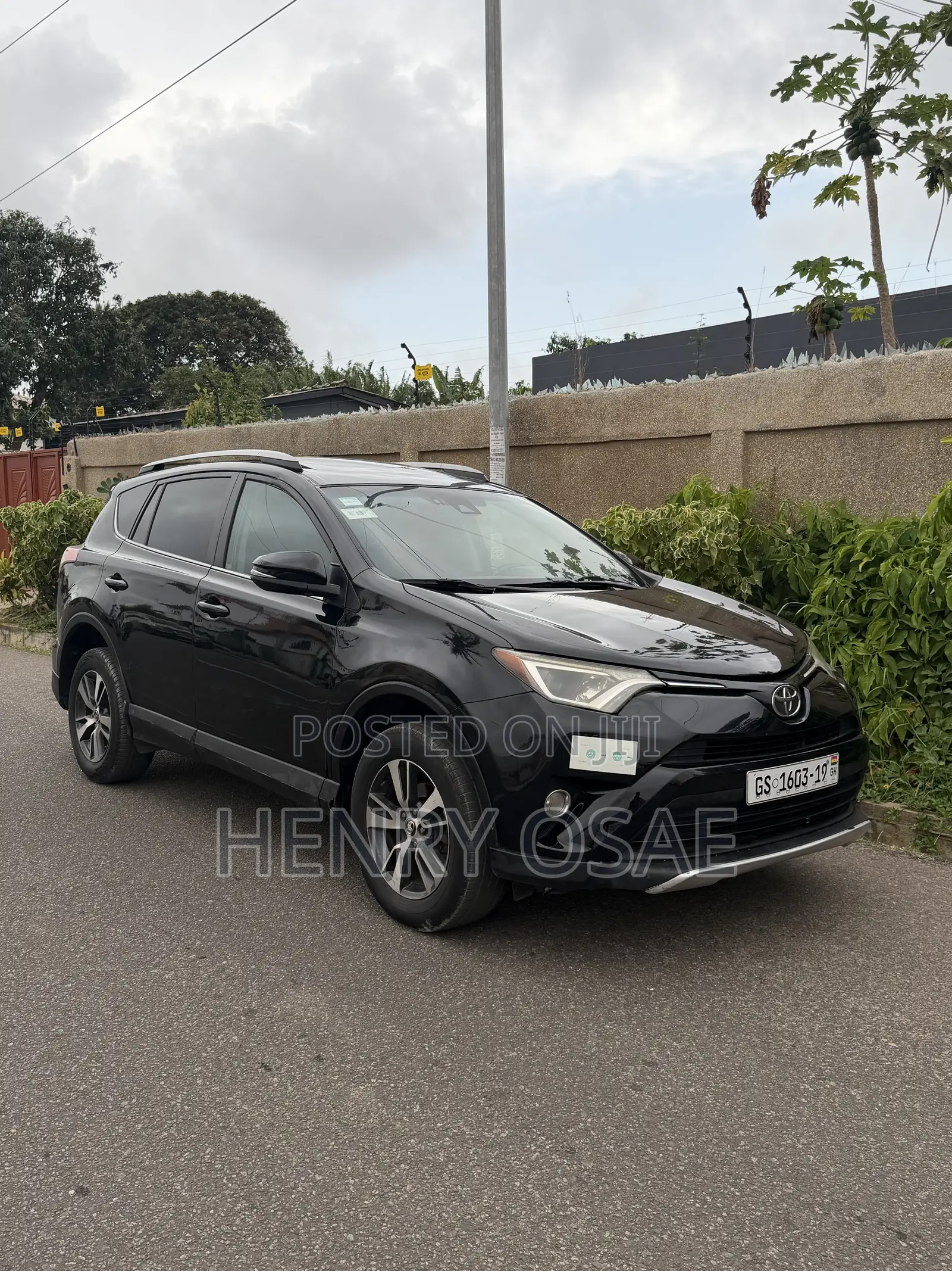 Toyota RAV4 LE AWD (2.5L 4cyl 6A) 2017 Black