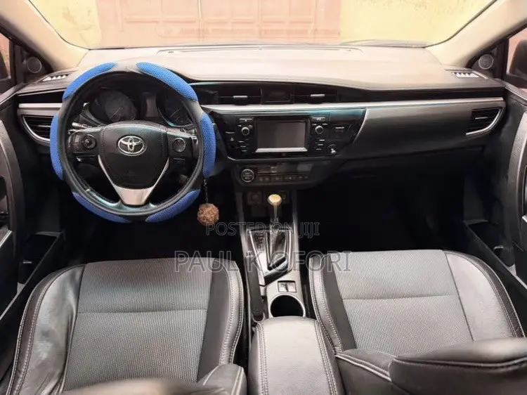 Toyota Corolla 2016 Blue