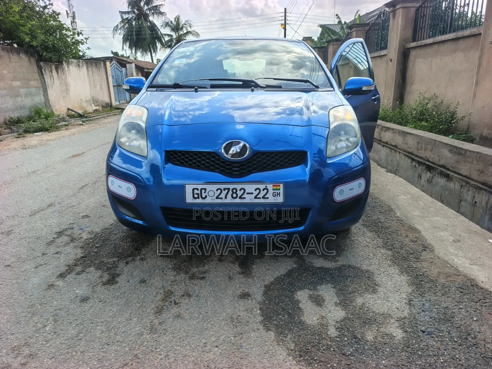 Toyota Vitz 1.5 FWD 3dr 2010 Blue