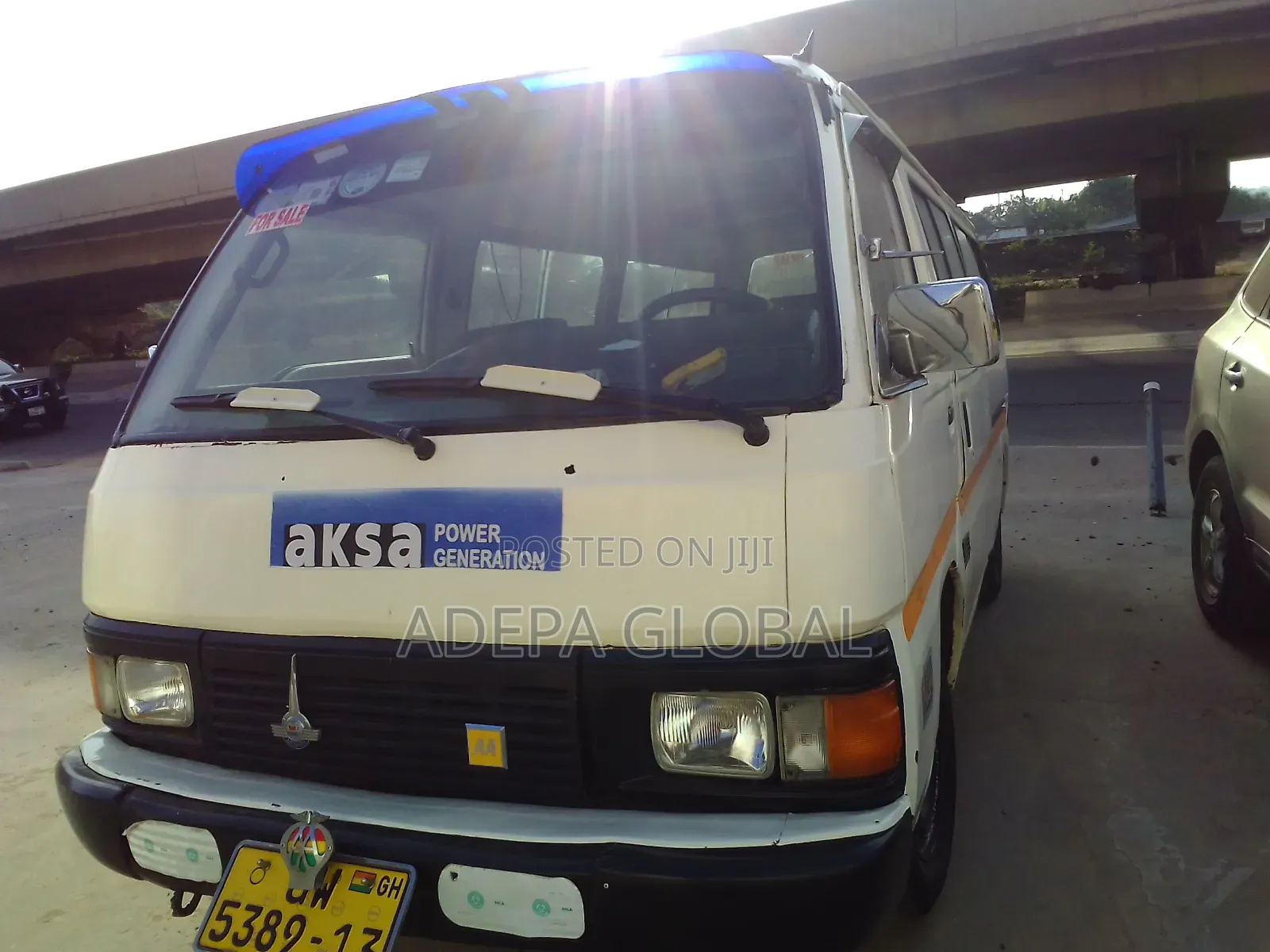 Nissan Caravan (Urvan) 2013 White