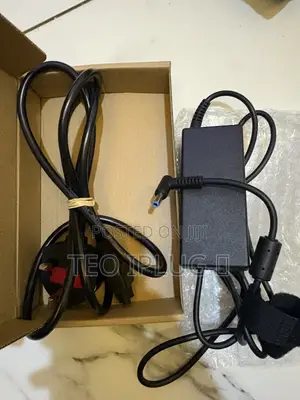 HP 65W Laptop Charger