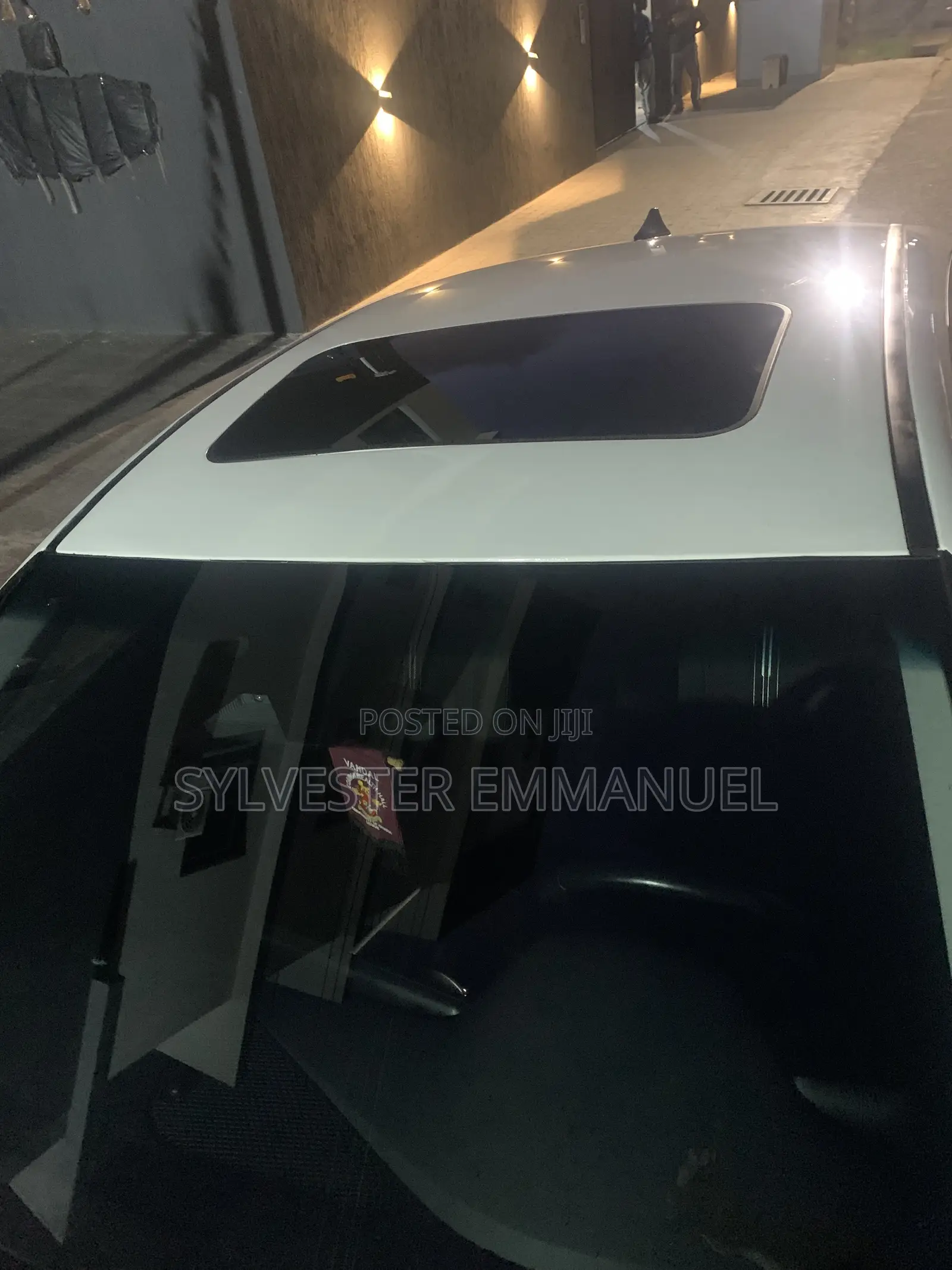 Hyundai Elantra Limited 2022 White