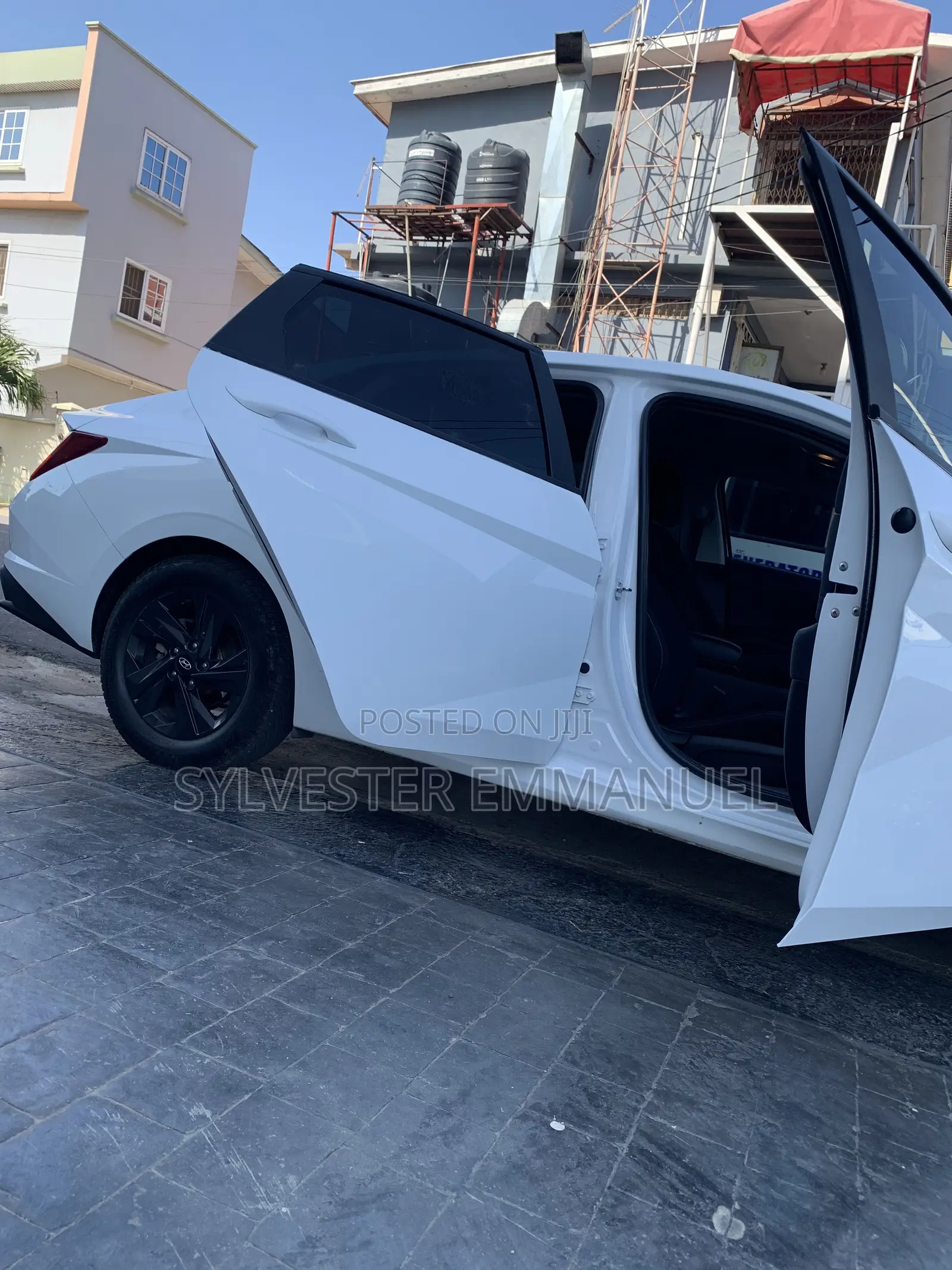 Hyundai Elantra Limited 2022 White