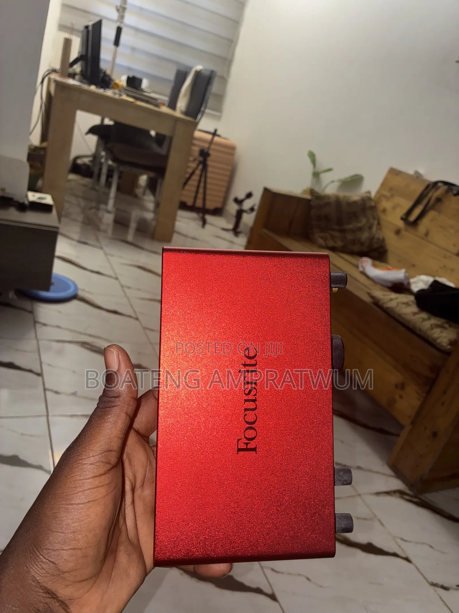 Focusrite Scarlet 2i2 4th Gen
