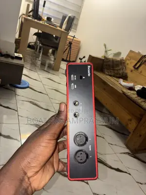 Focusrite Scarlet 2i2 4th Gen