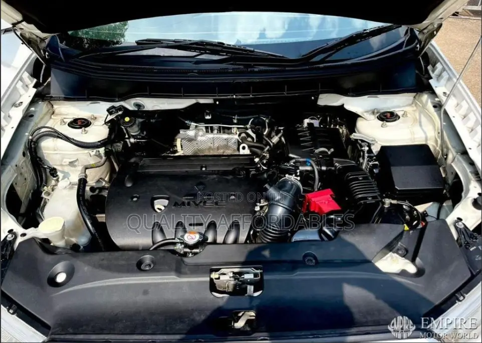 Mitsubishi ASX 2024 Silver