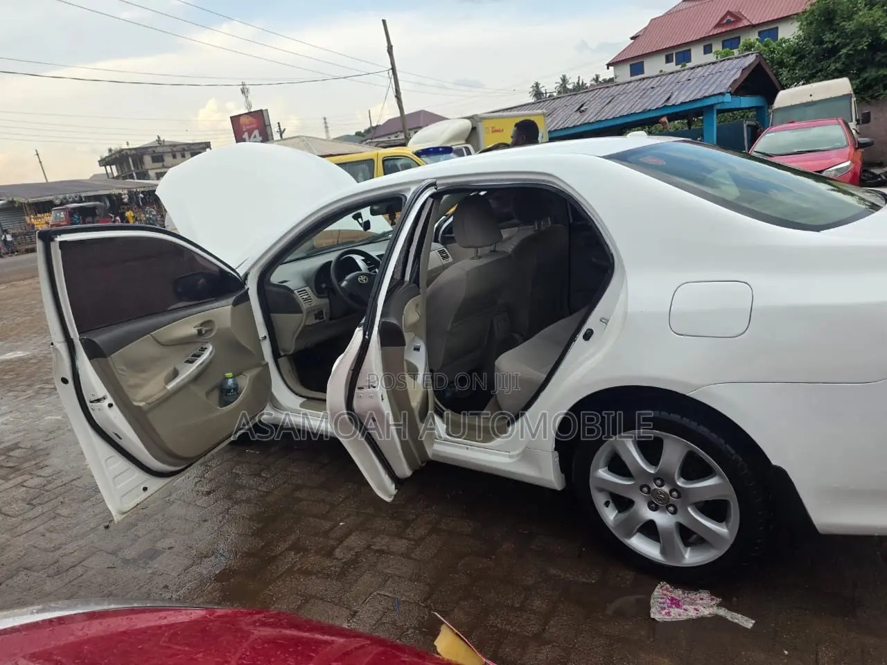 Toyota Corolla LE 4dr Sedan (1.8L 4cyl 4A) 2010 White