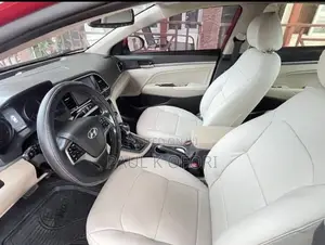 Hyundai Elantra Limited Sedan FWD (2.0L 4cyl 6A) 2017 Red