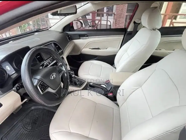 Hyundai Elantra Limited Sedan FWD (2.0L 4cyl 6A) 2017 Red