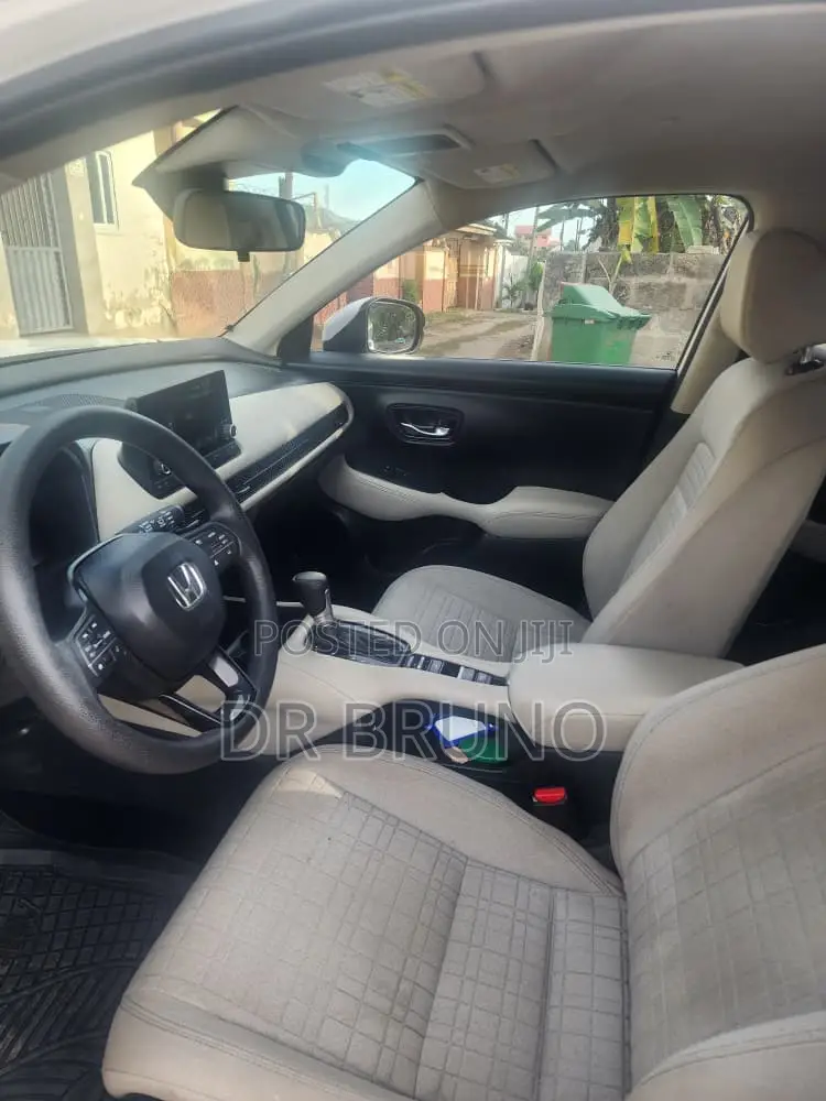 Honda HR-V LX AWD CVT 2025 White